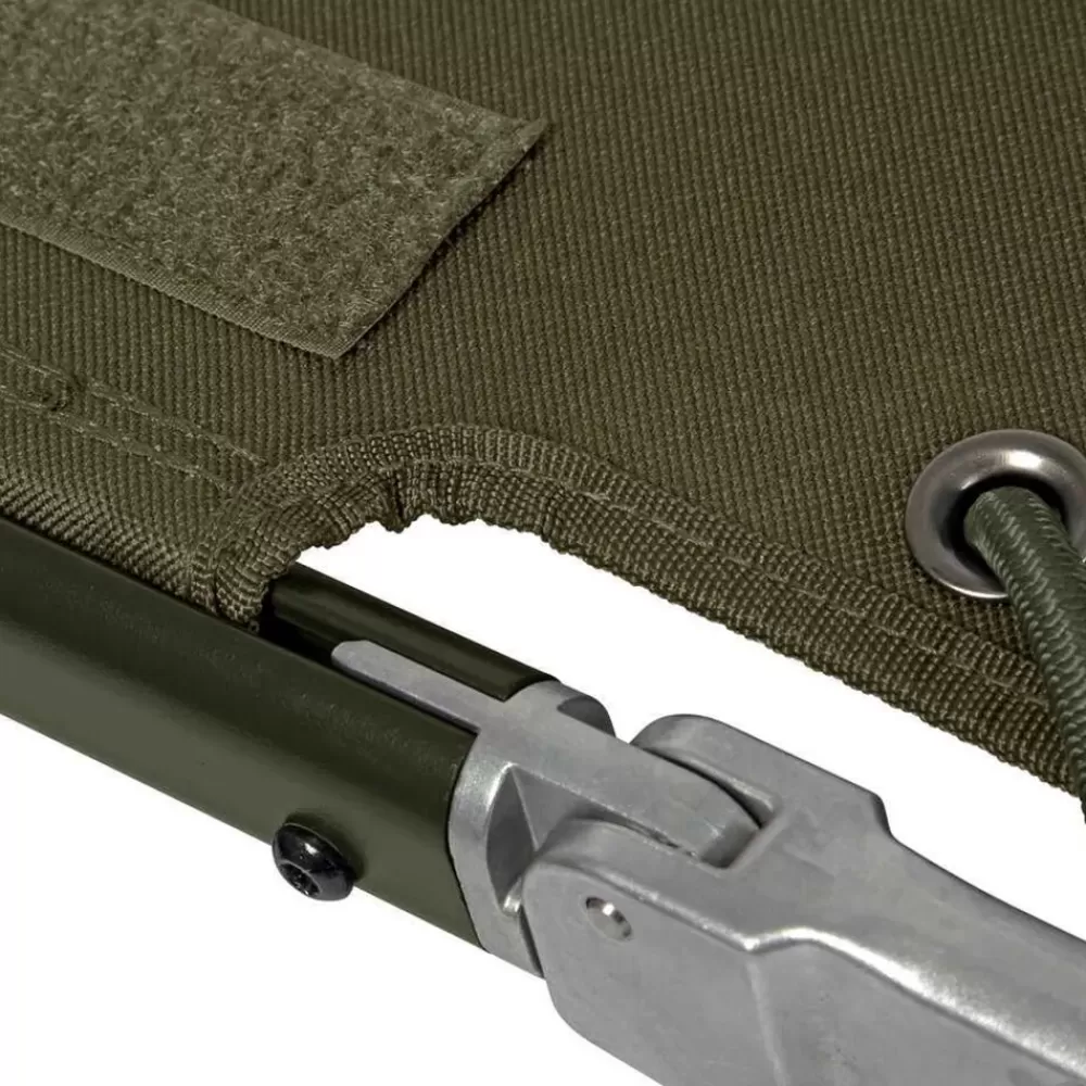 Avid Carp Benchmark Ultra Standard Bedchair- Bedchairs
