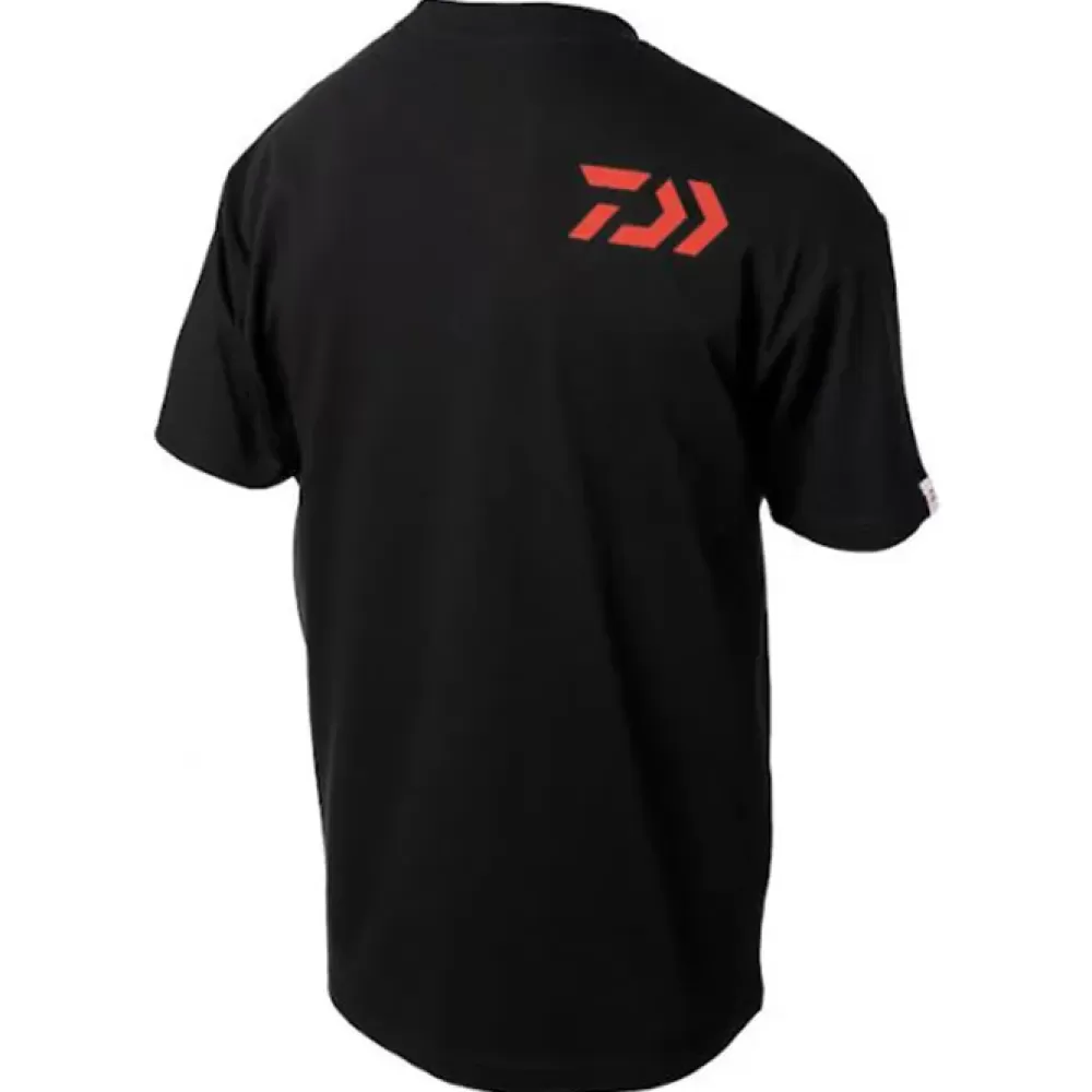 Daiwa Angled DVEC Black / Red Fishing T-Shirt