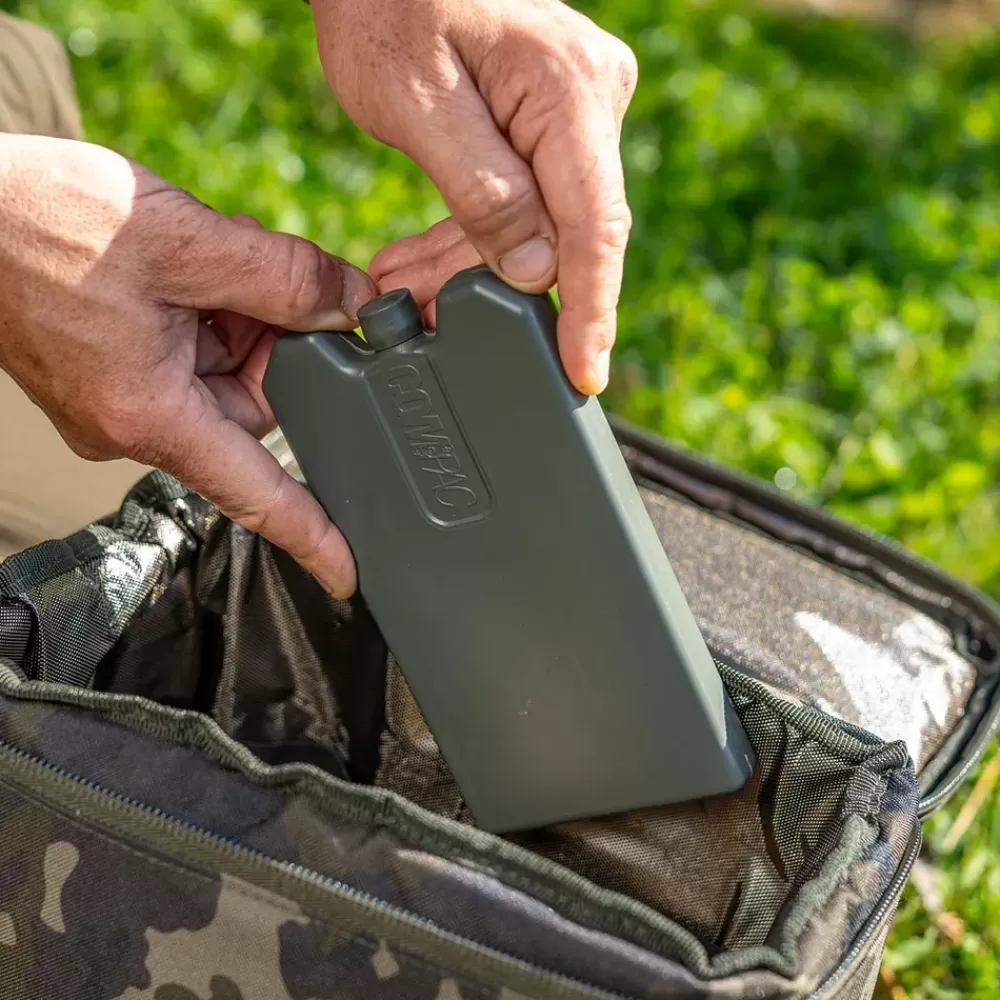 Korda Compac Dark Kamo Cool Bag Medium- Luggage