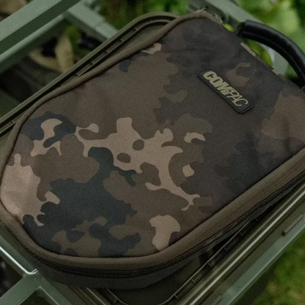 Korda Compac Dark Kamo Scales Pouch- Scales