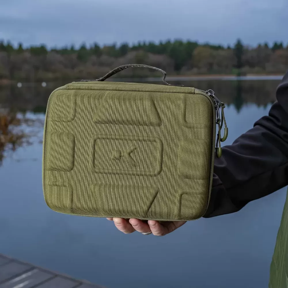 Korum Progress Hardcase Pouch 4L