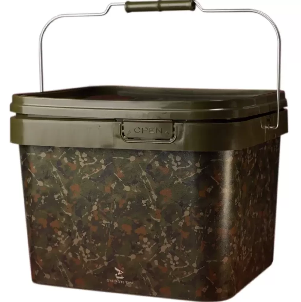 One More Cast OMC Splash Camo Bucket 10L- Fish Care