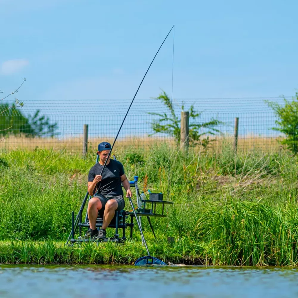 Preston Edge Monster 10m Margin Pole