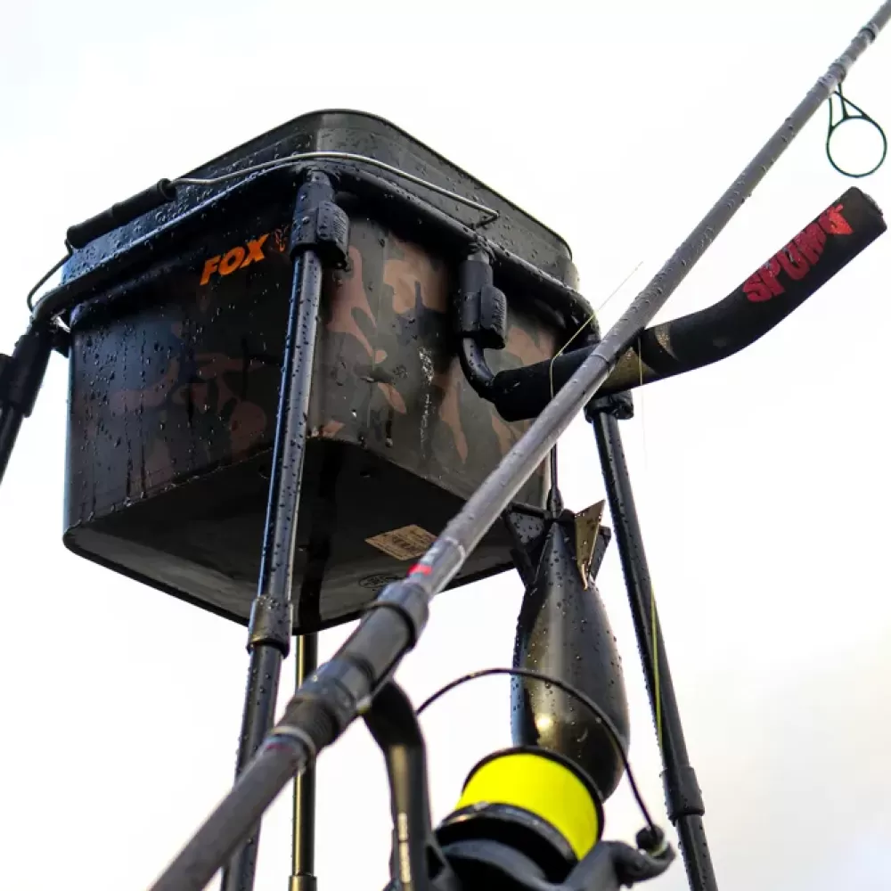 Spomb Single Bucket Stand Kit- Bait Accessories