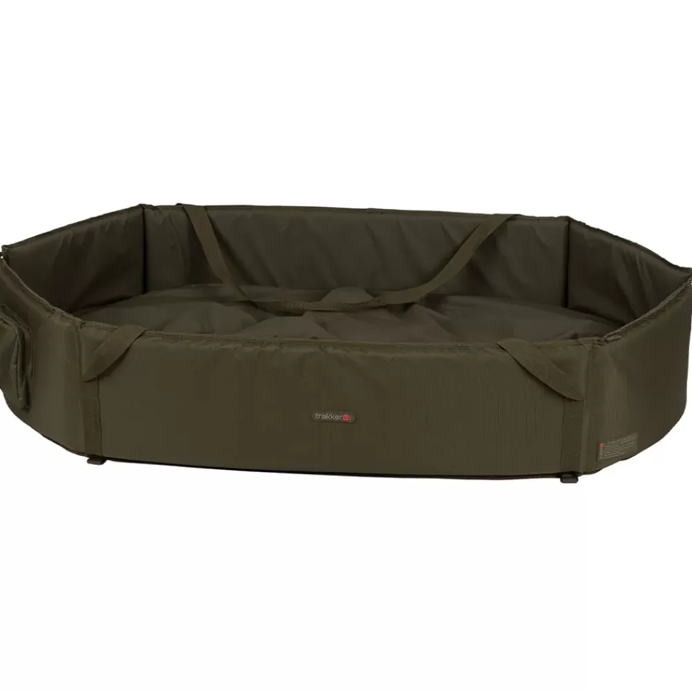 Trakker Sanctuary Deluxe Oval Crib XL- Fish Care